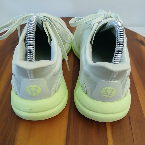 Lululemon Chargefeel 2 Womens 8 Green Running Shoes Sneakers Athletic LW9EQ0S - Picture 5 of 10